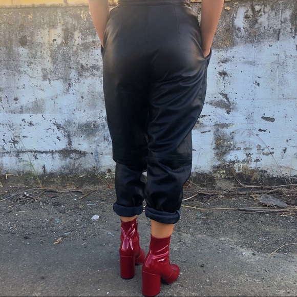 VINTAGE GENUINE LEATHER HIGH WAIST PANTS - Picture 3 of 6